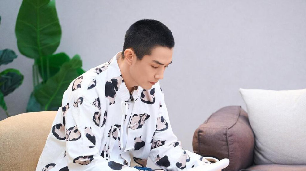 李承铉的“不合常理”，让观众看到了真人秀有多假