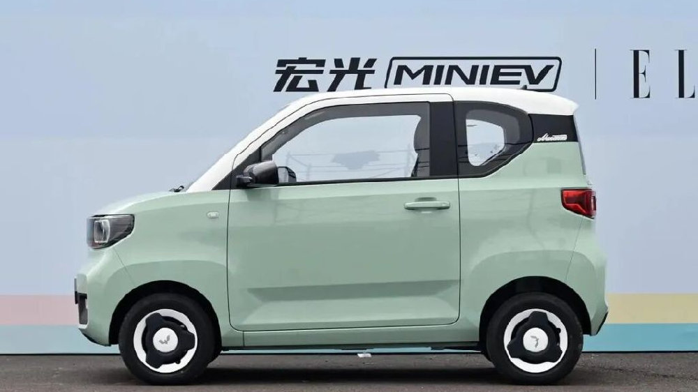 回家发现小镇上车变大了，是谁把代步工具变成了面子象征？