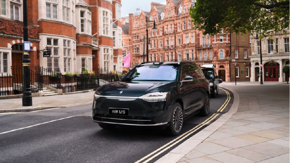 问界M9领跑9月新能源SUV保值率，成豪华市场“硬通货”