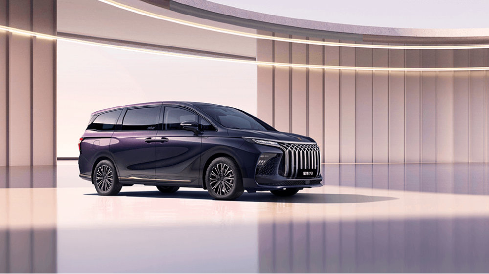 星海V9越享系列，14.99万击穿豪华 MPV 底价！露营从此不犯愁！