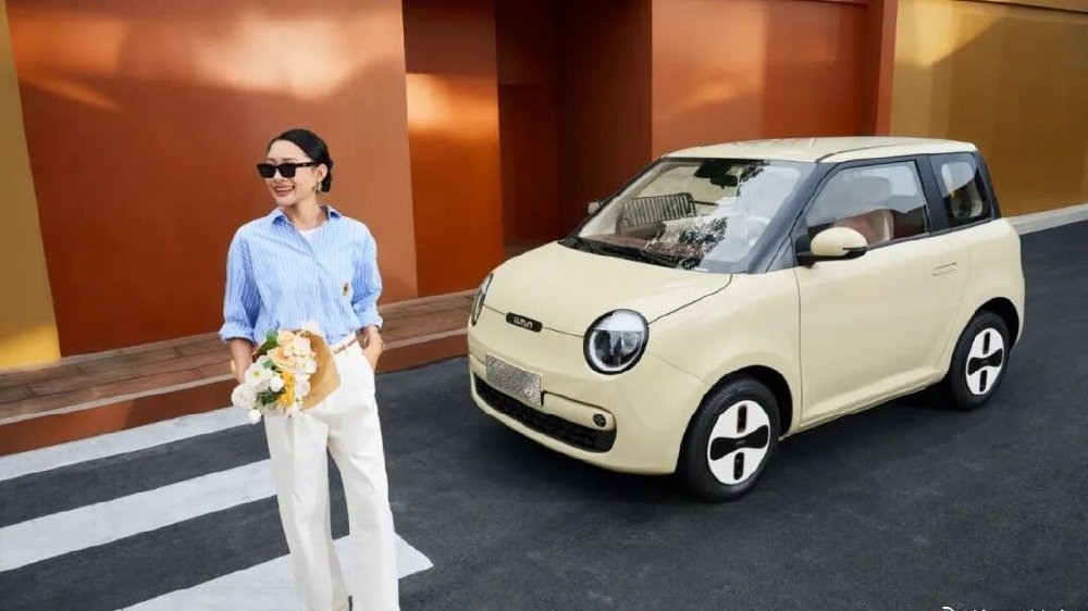 Lumin宝藏版4.79万起 安全、智能大升级，还要啥五菱宏光MINI?