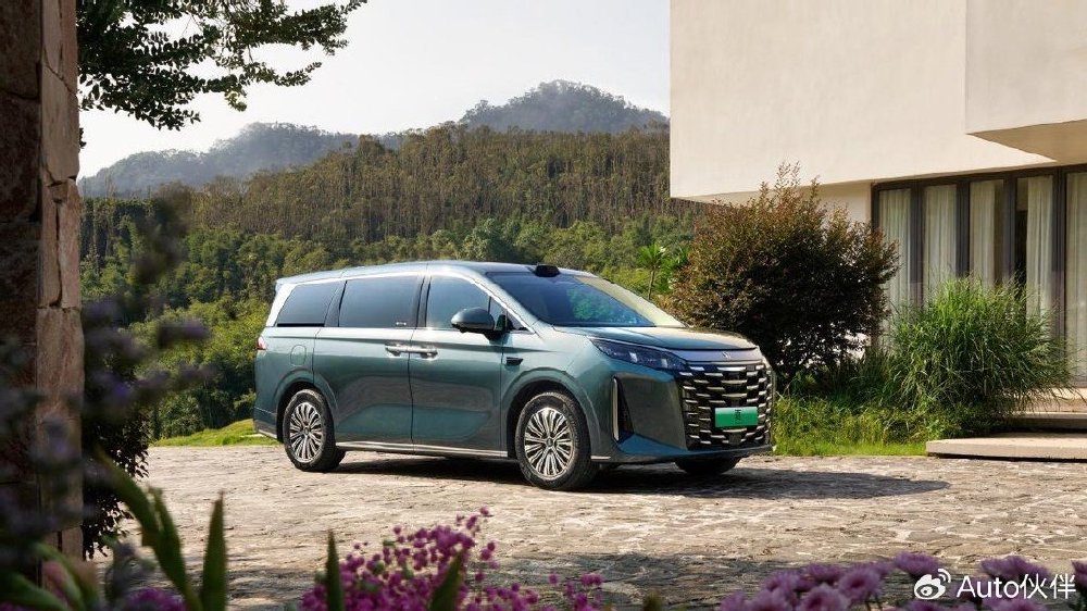 家庭出行一步到位，限时19.68万起，比亚迪2026款夏有哪些升级？