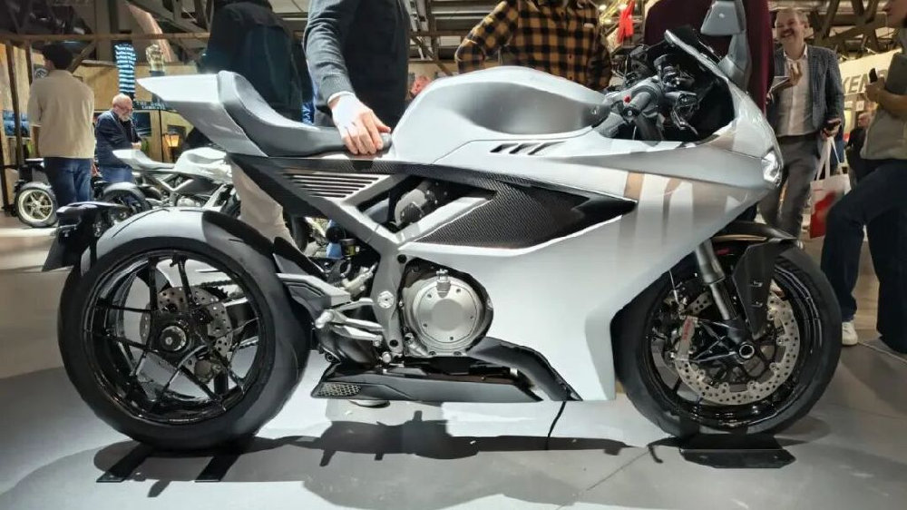 米兰车展丨1200cc V4 206匹，英伦超级仿赛，诺顿Manx R高调回归