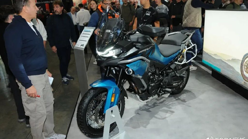 米兰车展丨春风800MT-ES海外亮相，升级电子避震