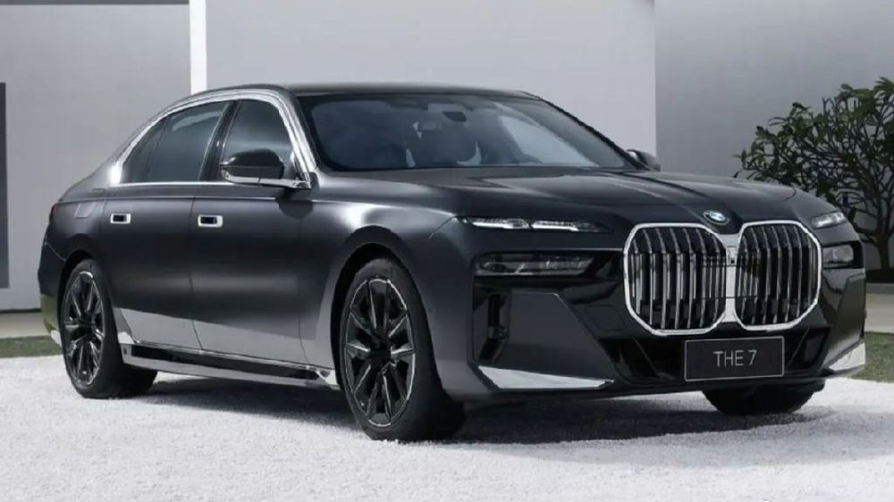 2026款宝马7系正式上市，配置优化升级，豪华旗舰再进化