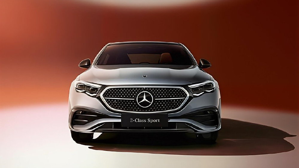 2026款奔驰E级标轴运动版上市，配置升级，售价45.92万元起