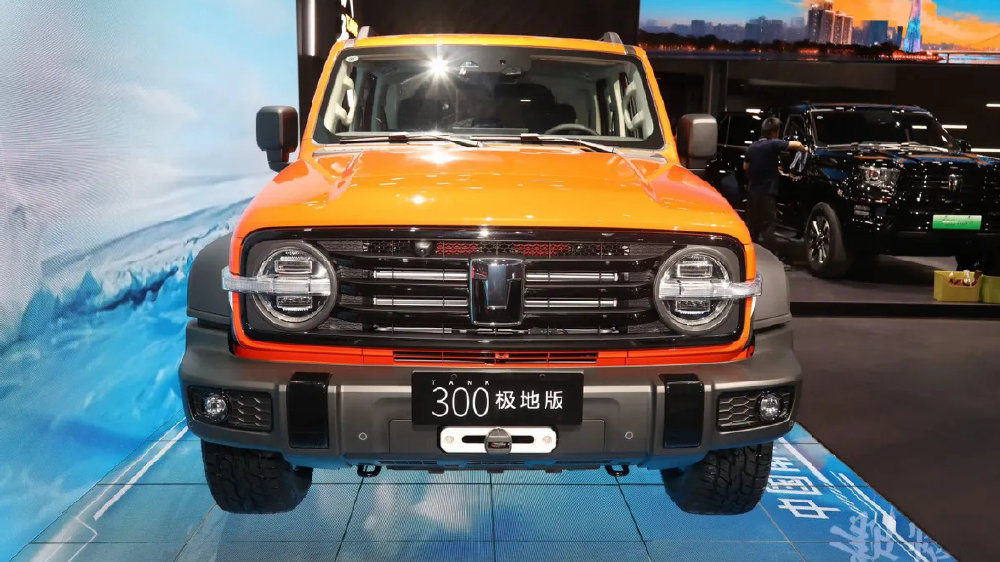 限量300台！坦克300极地版亮相广州车展，设计源自南极科考