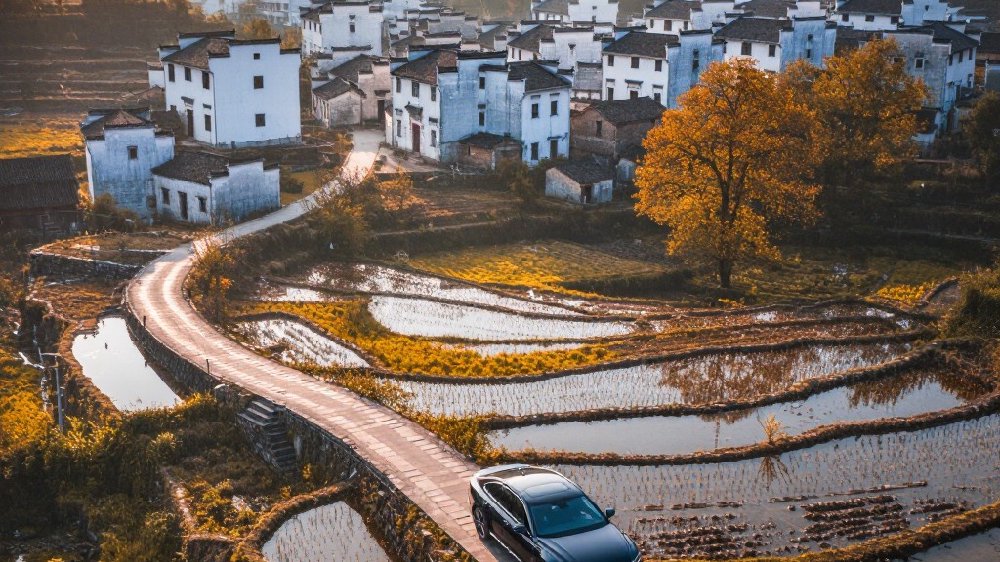 大众辉昂发动机活塞环堵塞烧机油行驶中修复