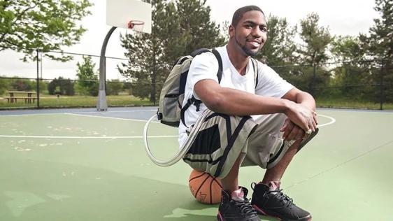 他没有心跳和脉搏,却跟正常人一样生活了7年休闲区蓝鸢梦想 - Www.slyday.coM 他没有心跳和脉搏,却跟正常人一样生活了7年休闲区蓝鸢梦想 - Www.slyday.coM