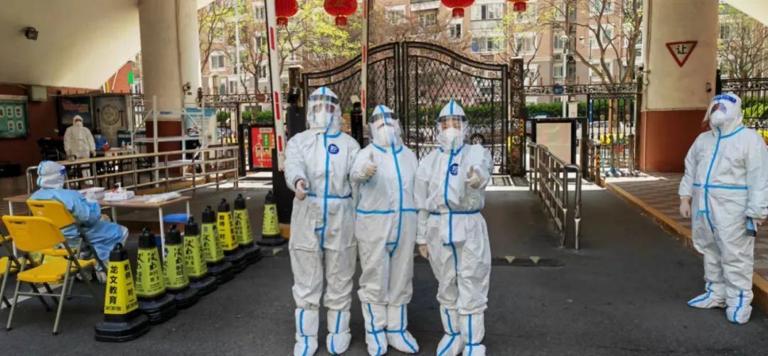 “不漏一户、不落一人”,他们都来了!直击闵行核酸检测现场休闲区蓝鸢梦想 - Www.slyday.coM “不漏一户、不落一人”,他们都来了!直击闵行核酸检测现场休闲区蓝鸢梦想 - Www.slyday.coM