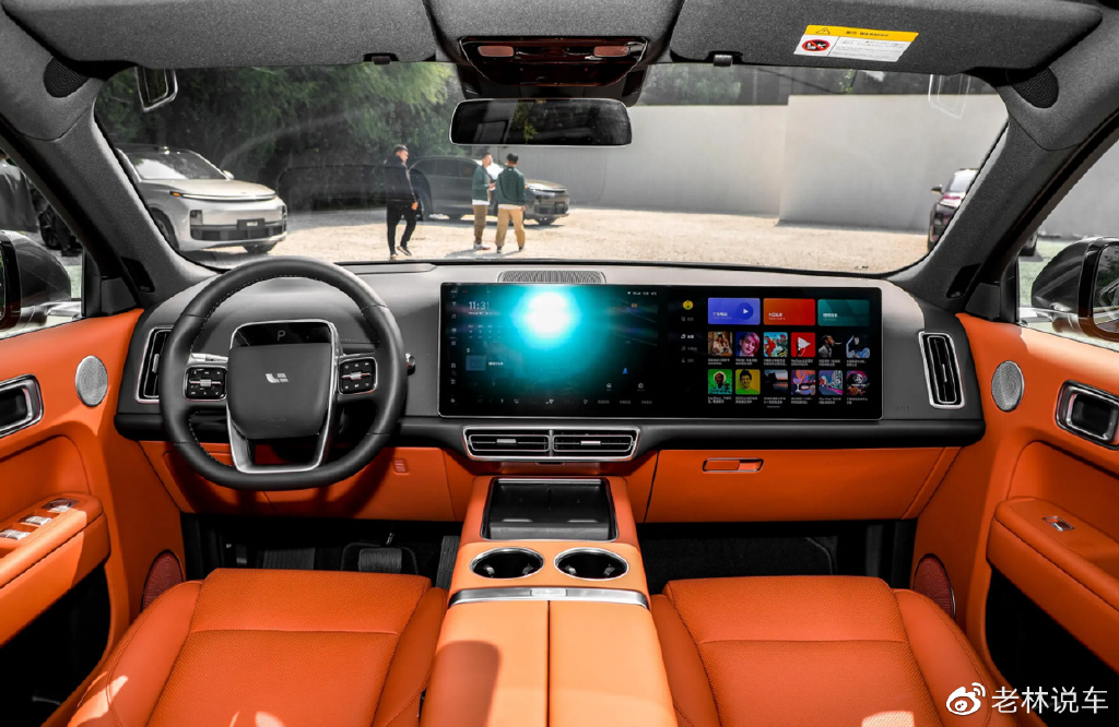 理想L8上市了,车宽1995mm,和宝马X5L同级,标配空气悬架休闲区蓝鸢梦想 - Www.slyday.coM 理想L8上市了,车宽1995mm,和宝马X5L同级,标配空气悬架休闲区蓝鸢梦想 - Www.slyday.coM