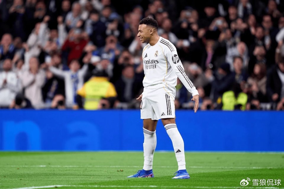 姆巴佩追平C罗年度进球纪录的背后，皇马“造星运动”正在引发怎样的战术失衡与更衣室危机？