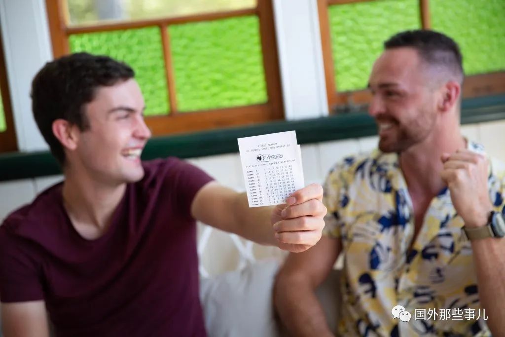 澳洲男子一觉醒来接到电话,被告知自己中了3000万大奖