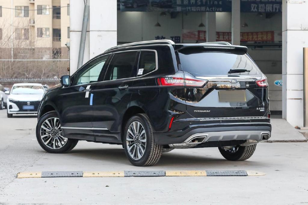 尺寸大了/有混动车型 福特全新锐界广州车展亮相6 尺寸大了/有混动车型 福特全新锐界广州车展亮相