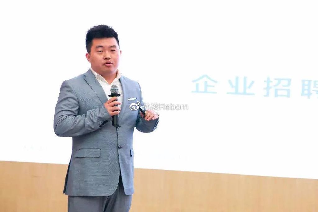 ChatGPT:技术革命的浪潮下,我们该如何冷静拥抱与理智选择? ChatGPT:技术革命的浪潮下,我们该如何冷静拥抱与理智选择?