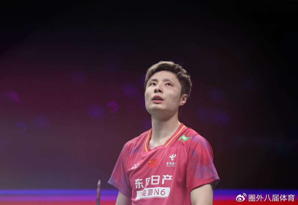 羽球亚锦赛：国羽2金收官！王祉怡不敌安洗莹，石宇奇首度封王