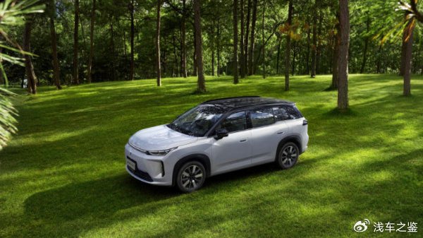 增程、纯电双动力组合上市 埃安i60限时换新价10.48万元起