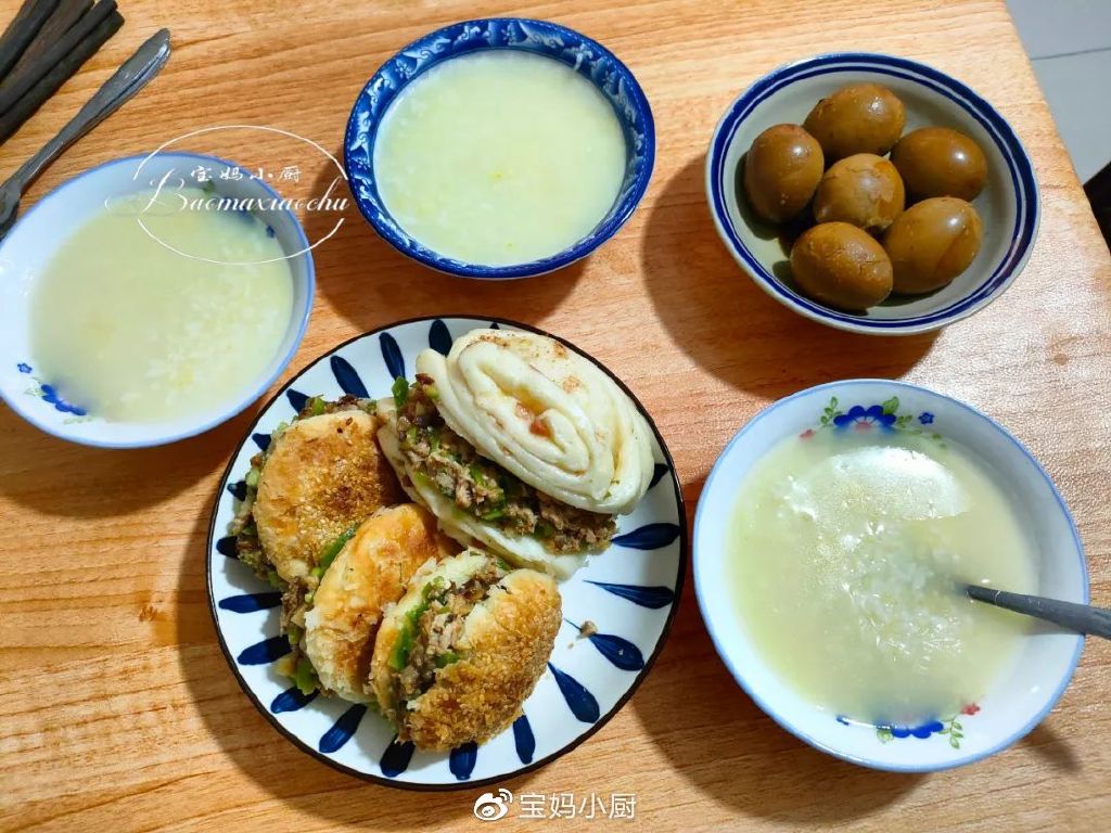 三文鱼小米粥,三文鱼小米粥的家常做法 - 美食杰三文鱼小米粥做法大全