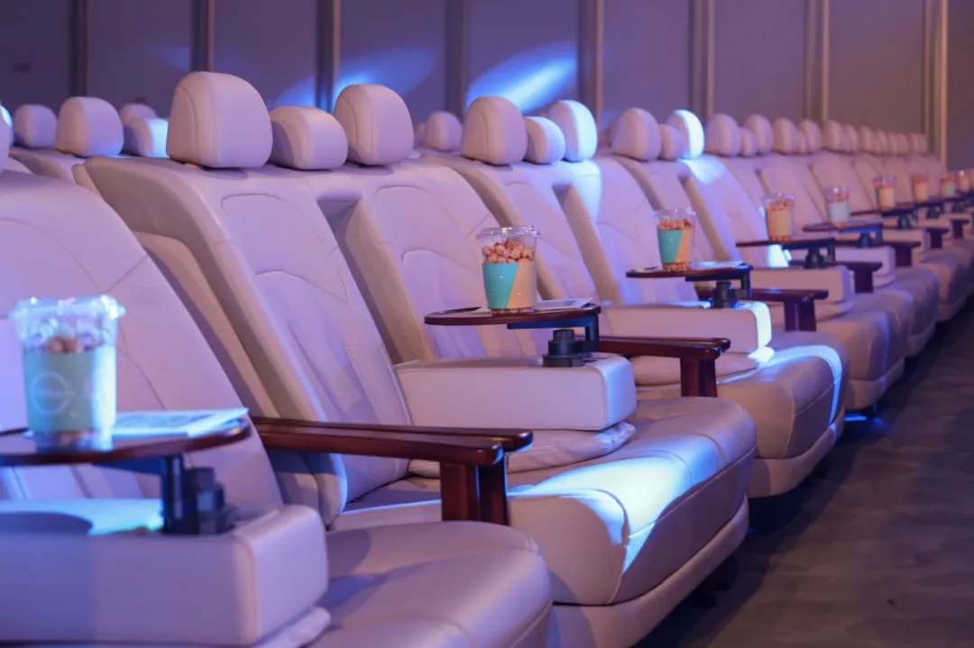 大沙发，只是日产N6的一个「由头」吗？