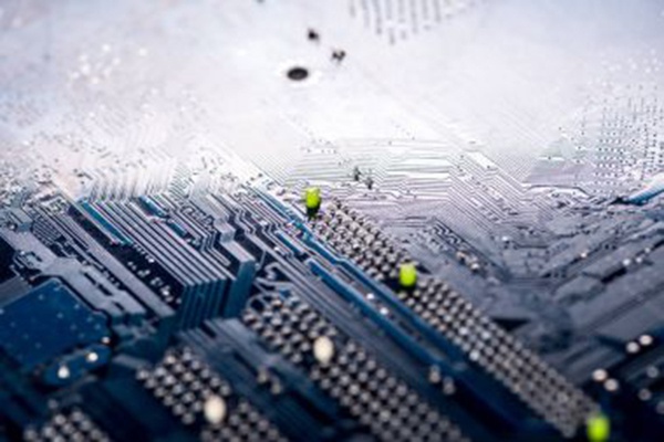 宁德时代相关负责人：无负极金属电池不止用于钠离子电池