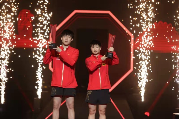 【乒乓球】国乒包揽五金 樊振东首夺大满贯赛事男单冠军休闲区蓝鸢梦想 - Www.slyday.coM 【乒乓球】国乒包揽五金 樊振东首夺大满贯赛事男单冠军休闲区蓝鸢梦想 - Www.slyday.coM