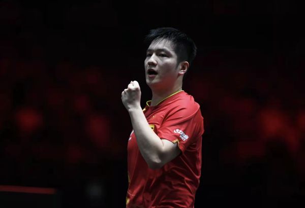 【乒乓球】国乒包揽五金 樊振东首夺大满贯赛事男单冠军休闲区蓝鸢梦想 - Www.slyday.coM 【乒乓球】国乒包揽五金 樊振东首夺大满贯赛事男单冠军休闲区蓝鸢梦想 - Www.slyday.coM