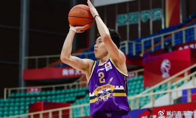 北京男篮揭幕战！许利民拒绝输球，廖三宁全力出击，央视直播