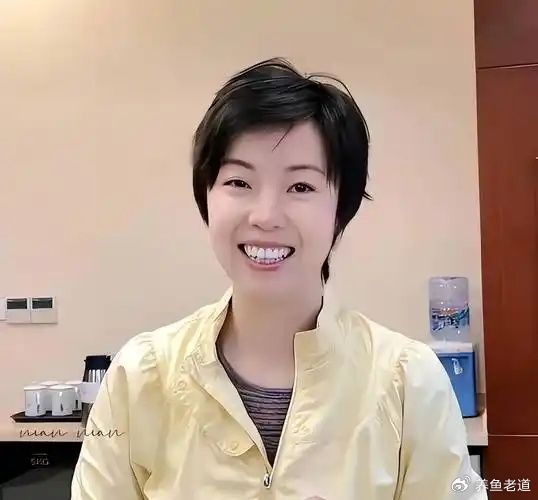 亮相香港，张怡宁官宣，正式上任，新岗位曝光，级别年薪曝光