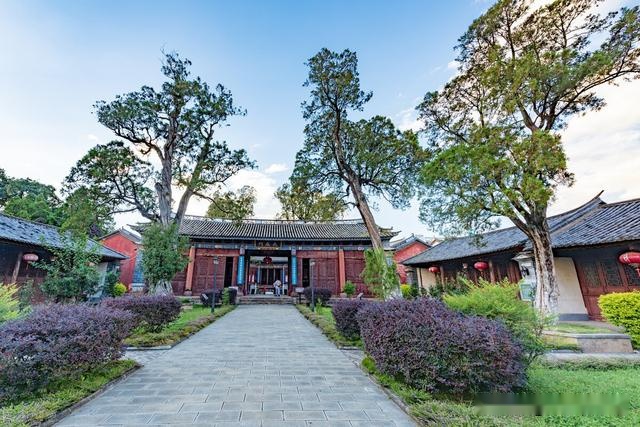 巍山古城距云南大理2.5小时车程，藏着600多年的古城