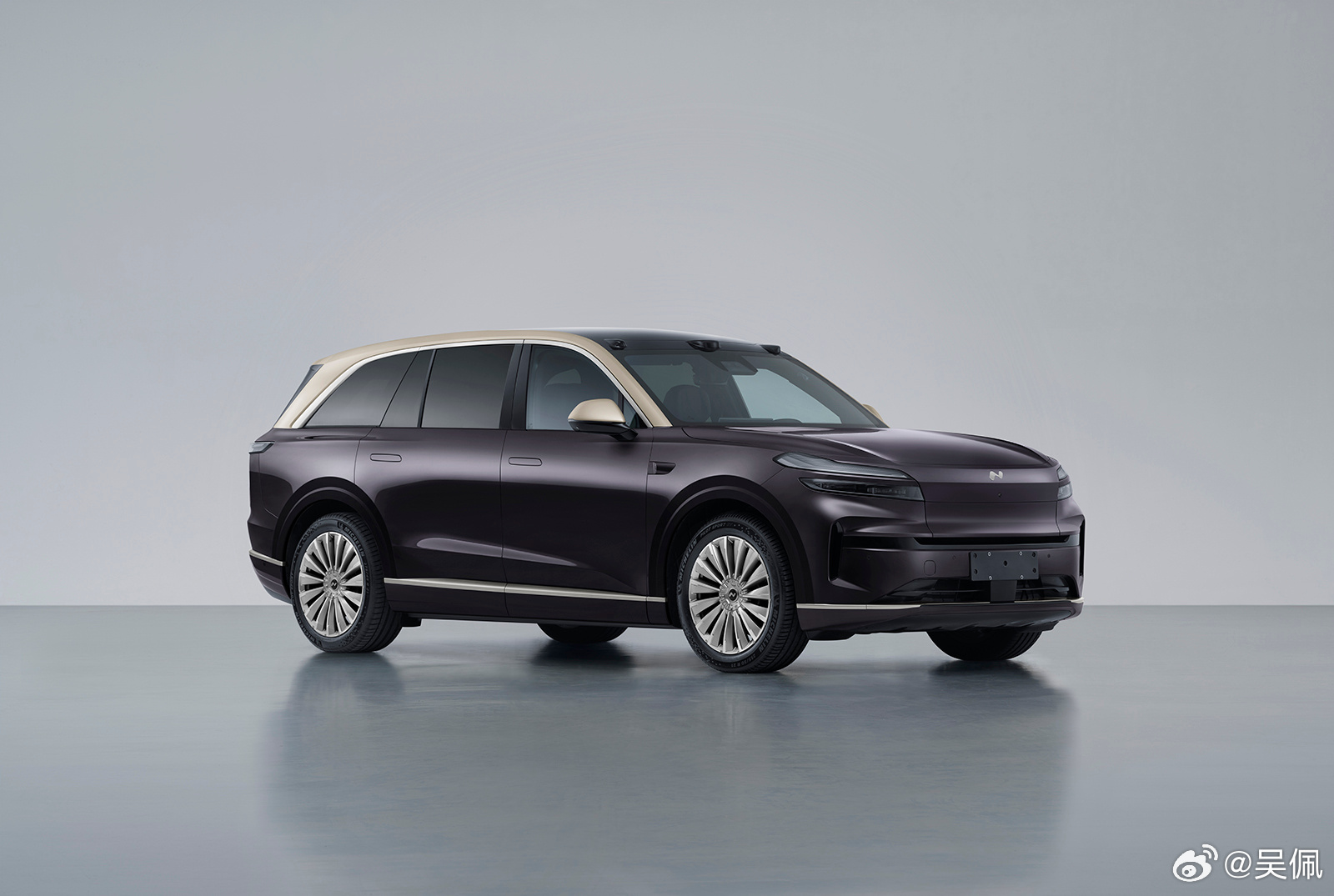 乐道L90新增双色车身激光雷达版本，旗舰配置升级