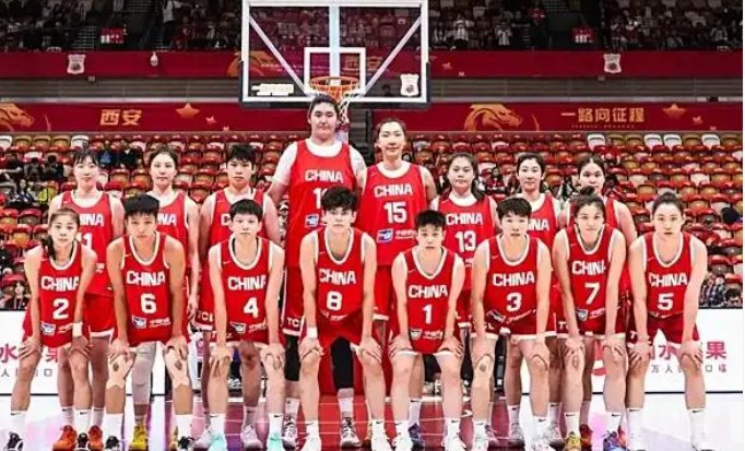 备战世界杯，女篮或重建，4人回归，2后卫+1前锋，李梦回归有定论