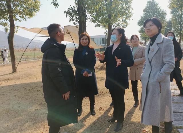 巾帼红·家宣讲|让党的十九届六中全会精神“飞入寻常百姓家”休闲区蓝鸢梦想 - Www.slyday.coM 巾帼红·家宣讲|让党的十九届六中全会精神“飞入寻常百姓家”休闲区蓝鸢梦想 - Www.slyday.coM