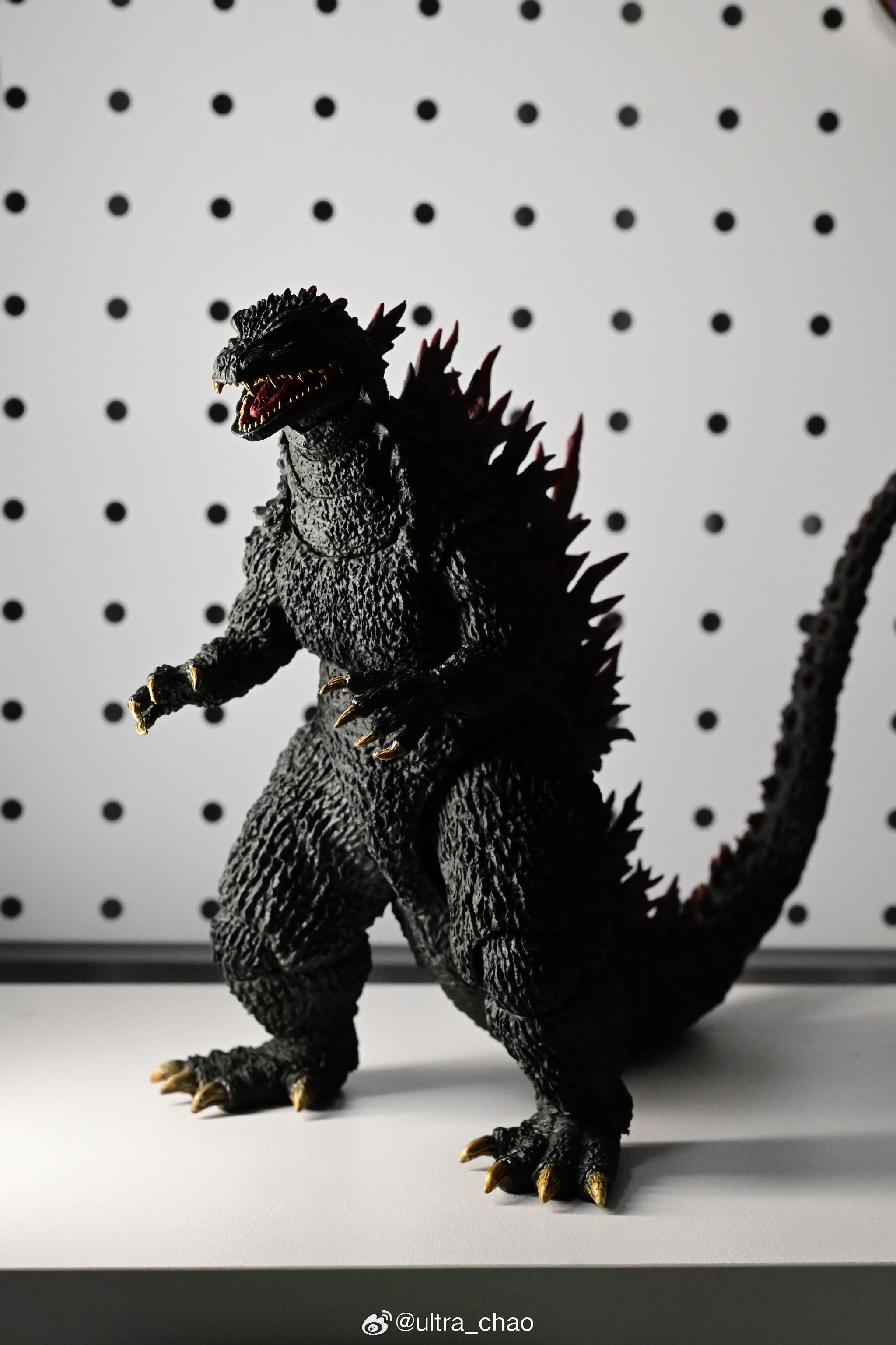 SHM哥斯拉2000造型优化细节曝光