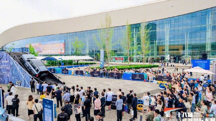 这不是概念，是生活！成都车展描绘汽车未来图景