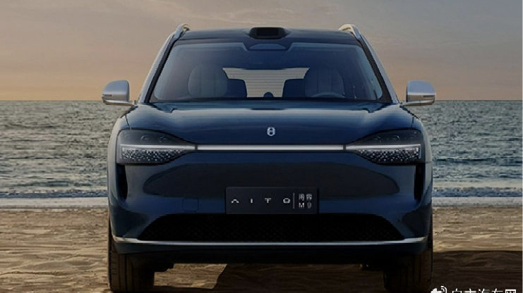 问界M8能否凭借高配置和增程续航撼动中大型SUV市场？