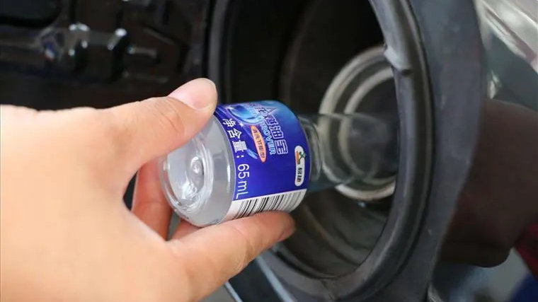 燃油添加剂真的有用？乱用添加剂还会加剧积碳？