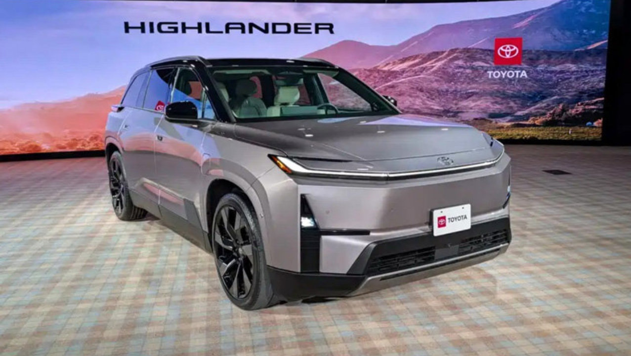 昊铂同平台？续航515Km，全新丰田电动汉兰达让人有点“失望”！