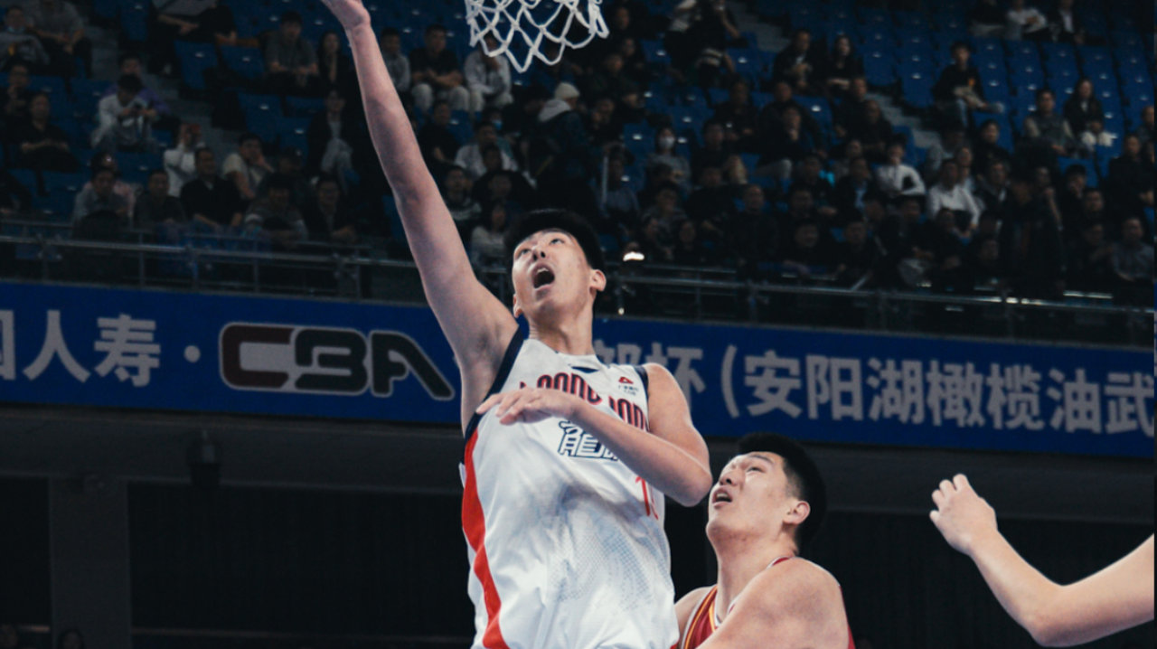 杜锋不会用的球员，他却点石成金！球迷：很遗憾没法当中国男篮主教练