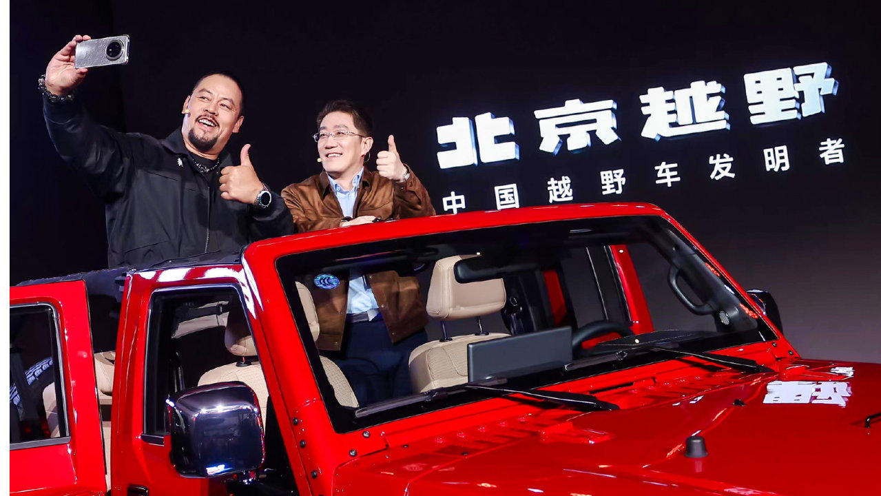 BJ40探险家徒手秒变敞篷？2026年更好玩的战术越野方盒子来了