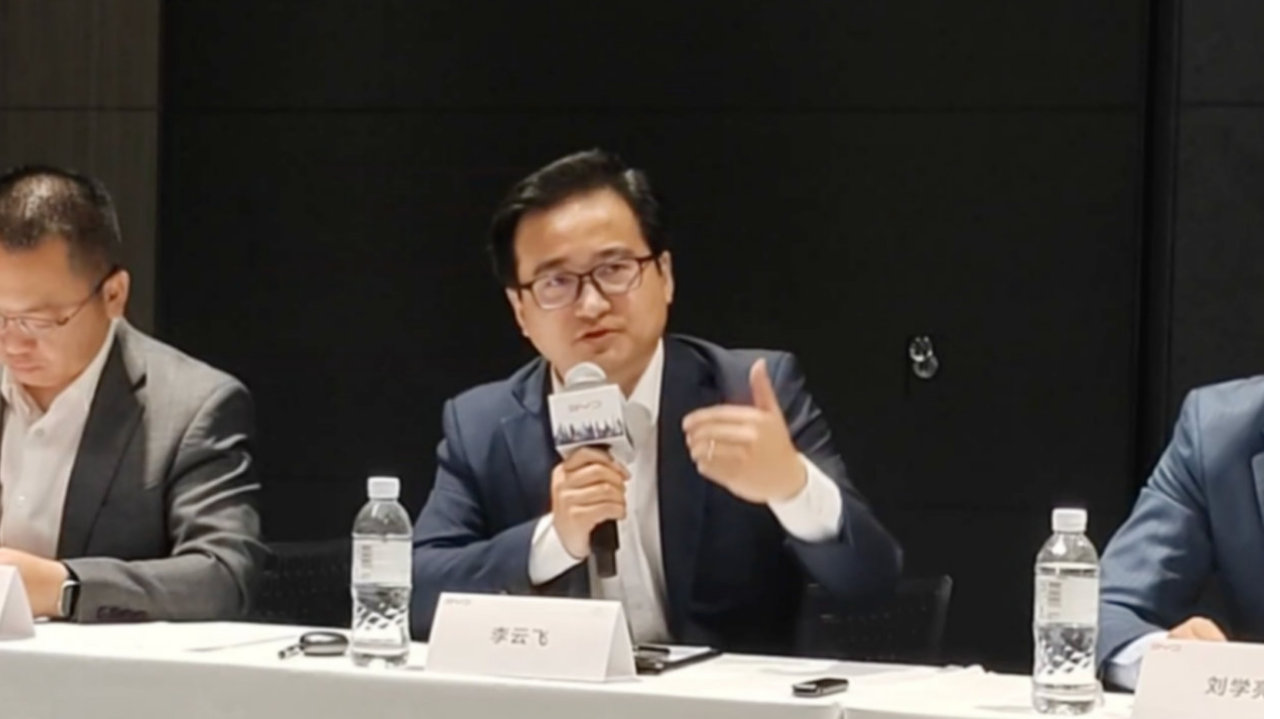 从“技术突围”到“价值引领”腾势、方程豹解锁“高端化”密码