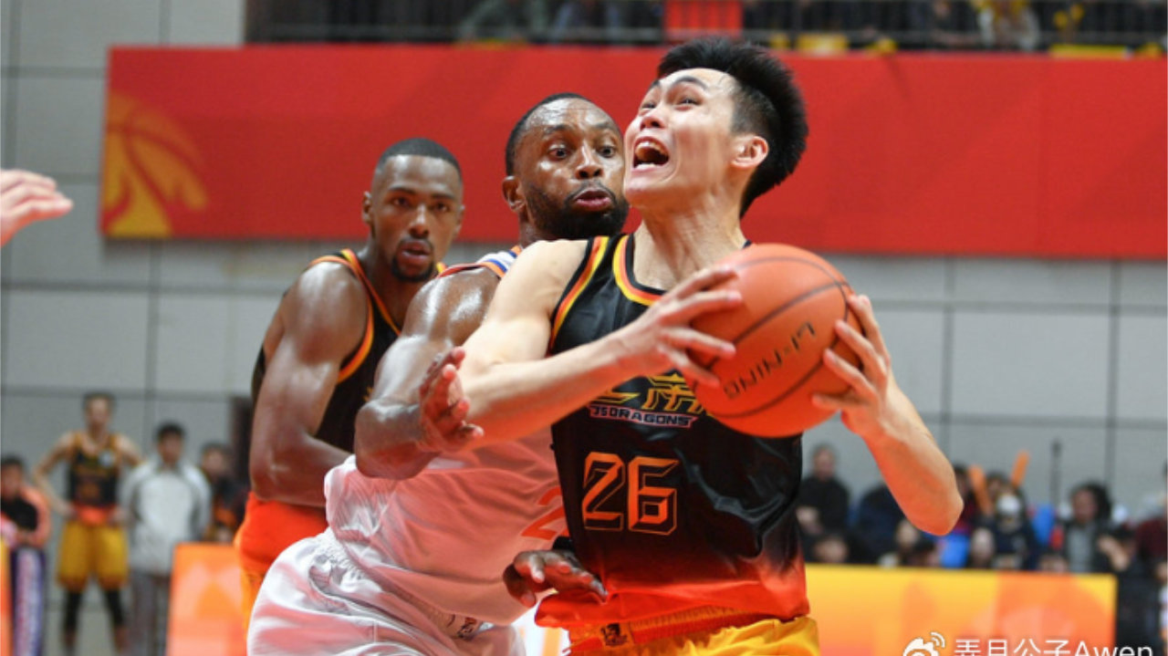 得分榜第5，新秀打成队内得分王！广东球迷羡慕了：用胡明轩换你