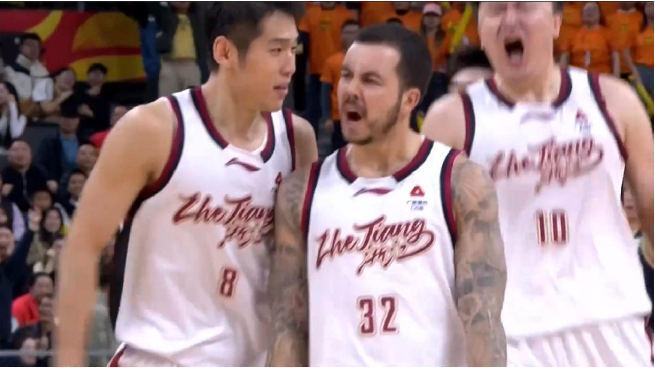 最佳背景队！广东遭约克神奇三分绝杀 还曾被哈维+林孝天三分绝杀