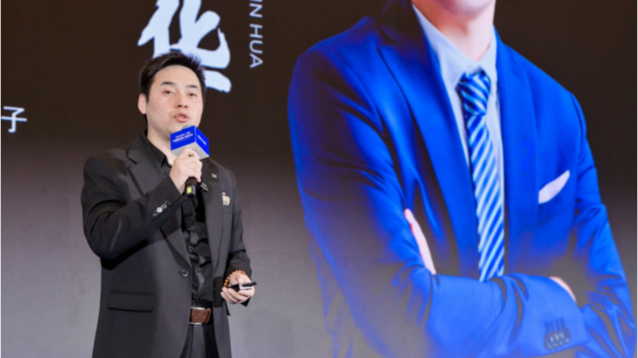 终结空谈！阿拉丁“AI赋能AI”：撕碎伪概念，只做真赋能