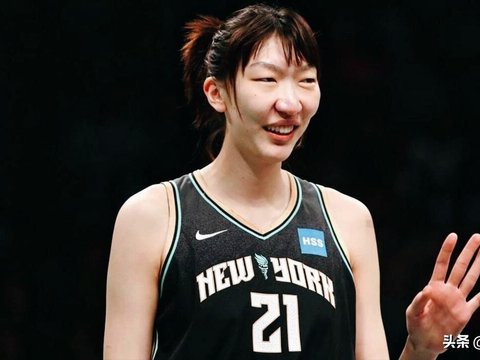 女篮拉练三连败净负 47 分，双塔晚归，世界杯磨合难题该如何破局