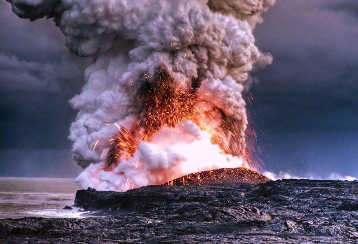全球两大活火山同时喷发，<a href=