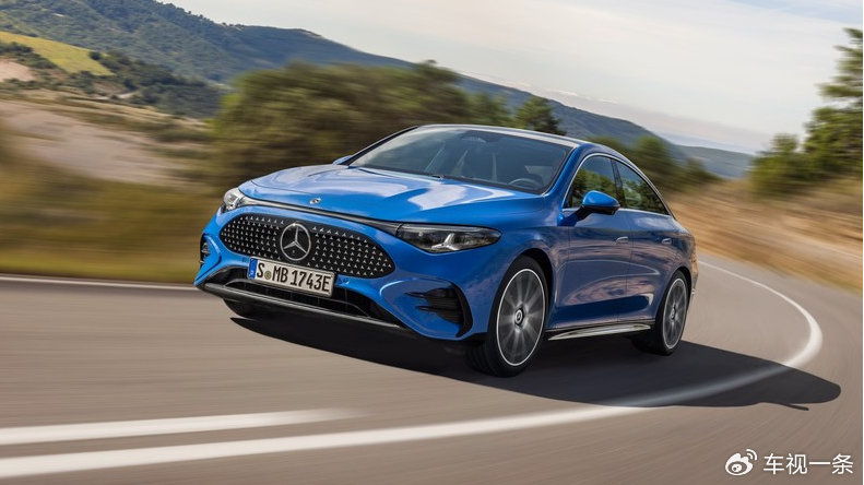 全新奔驰CLA全球首发：电动化与智能化引领未来豪华轿车潮流