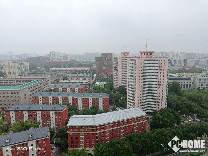 vivo S10 Pro评测 自拍实力先锋领跑人像拍照休闲区蓝鸢梦想 - Www.slyday.coM vivo S10 Pro评测 自拍实力先锋领跑人像拍照休闲区蓝鸢梦想 - Www.slyday.coM