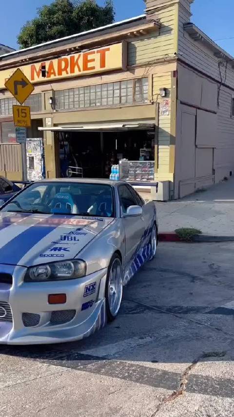 车影犹存，故人已远，保罗·沃克，那片速度天空永远的赤子