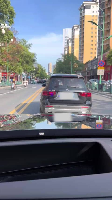 七座奔驰大G1.3T