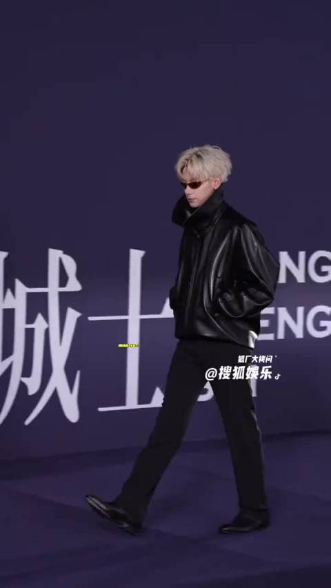 果然是年轻又貌美啊